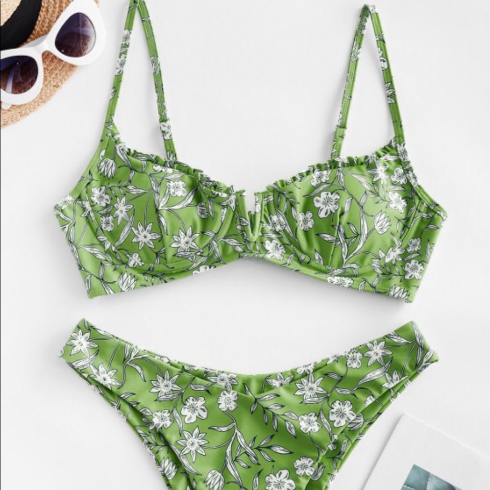 Never worn Zaful floral bikini
